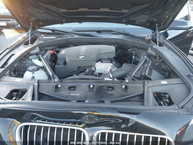 WBA5A5C57FD521027 BMW 528I