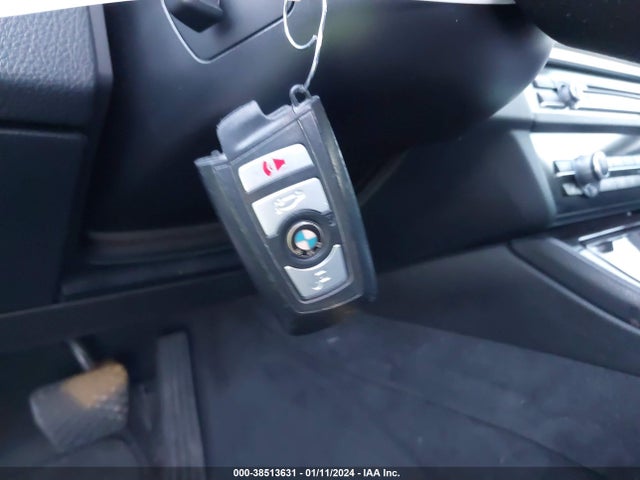 WBA5A5C57FD521027 BMW 528I
