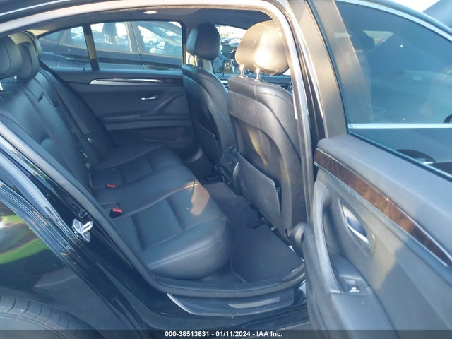 WBA5A5C57FD521027 BMW 528I