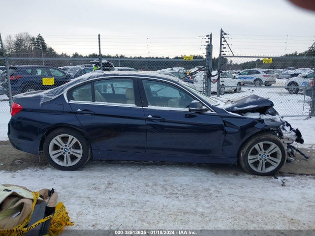 BMW 330i Xdrive 2017 WBA8D9G54HNU59220 Image 13