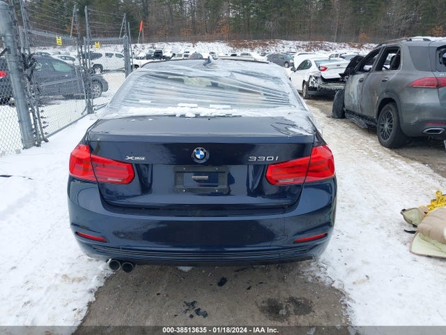 BMW 330i Xdrive 2017 WBA8D9G54HNU59220 Image 16