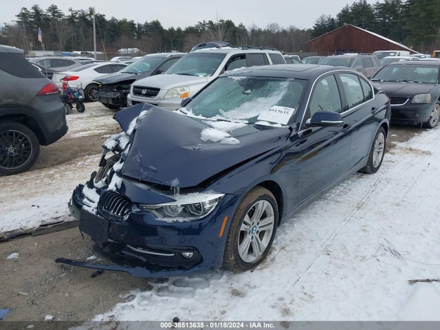 BMW 330i Xdrive 2017 WBA8D9G54HNU59220 Image 2
