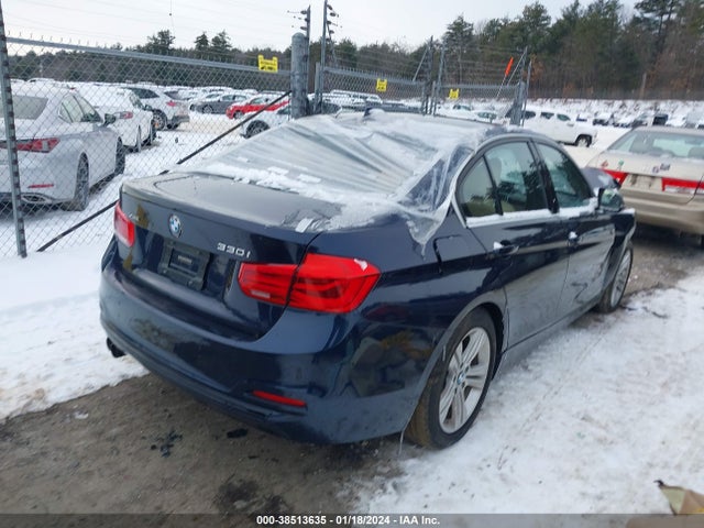 BMW 330i Xdrive 2017 WBA8D9G54HNU59220 Image 4