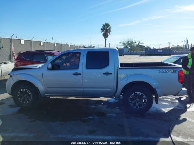 1N6AD0EV7JN737422 Nissan Frontier Pro-4x