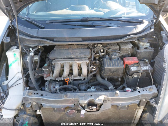 2013 HONDA FIT VIN: JHMGE8H3XDC044524