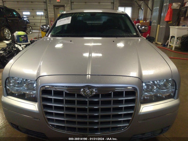 2010 CHRYSLER 300 TOURING/SIGNATURE SERIES/EXECUTIVE SERIES VIN: 2C3CA5CV5AH225627