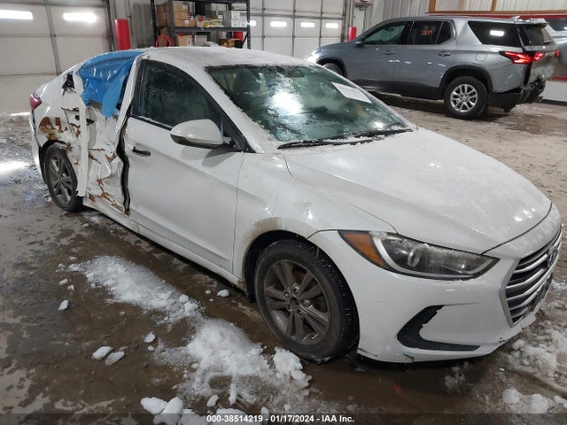 2017 5NPD84LF4HH175819 main image