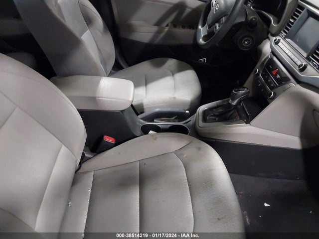 Hyundai ELANTRA SE 2017 5NPD84LF4HH175819 Image 5