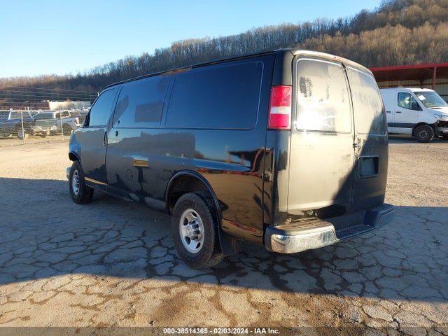 Chevrolet Express 2500 Work Van 2016 1GCWGAFFXG1156445 Image 3