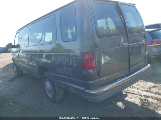 2002 FORD ECONOLINE WAGON 1FBSS31L92HA23394 Photo 2
