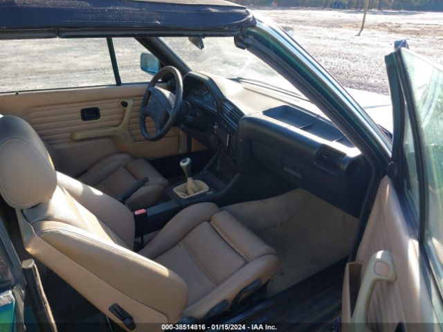 1991 BMW 325 WBABB131XMEC04939 Photo 4
