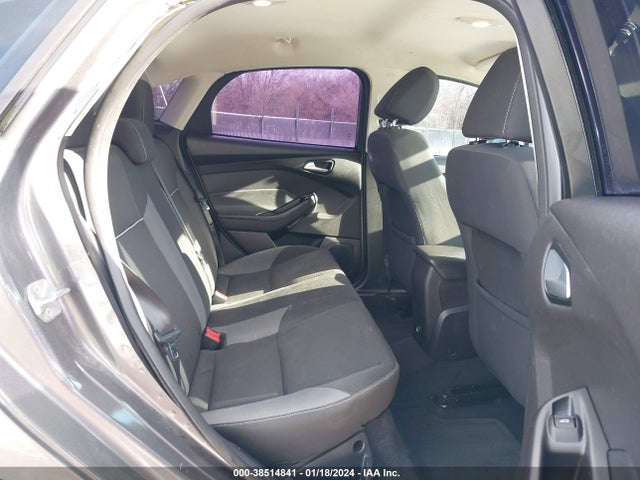 2014 FORD FOCUS SE VIN: 1FADP3F28EL208419