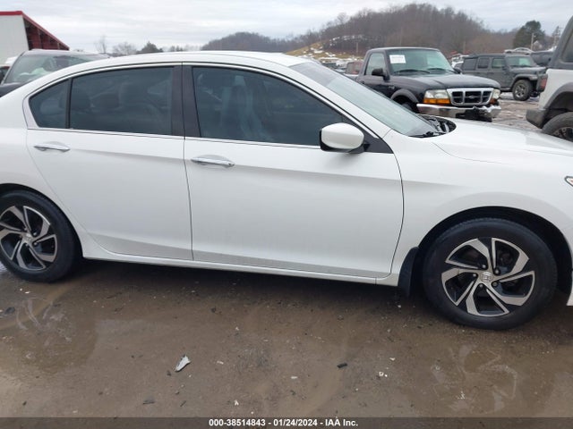 Honda ACCORD LX 2017 1HGCR2F31HA057606 Image 12