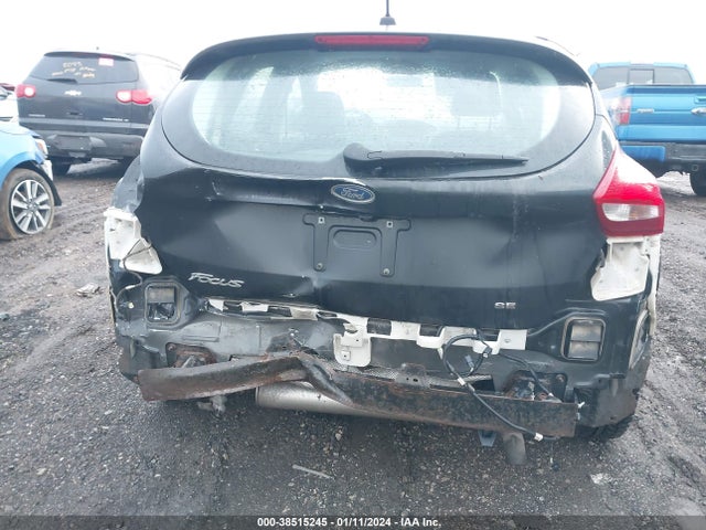 Ford FOCUS SE 2015 1FADP3K22FL249099 Image 6