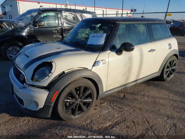 2011 MINI COOPER S WMWSV3C58BTY23521 Photo 1