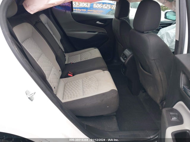 Chevrolet EQUINOX LS 2018 2GNAXREV9J6150942 Image 8
