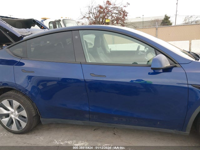 2021 TESLA MODEL Y LONG RANGE DUAL MOTOR ALL-WHEEL DRIVE VIN: 5YJYGDEE8MF241063