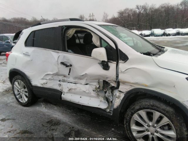 3GNCJRSB7LL280687 Chevrolet Trax Awd Premier