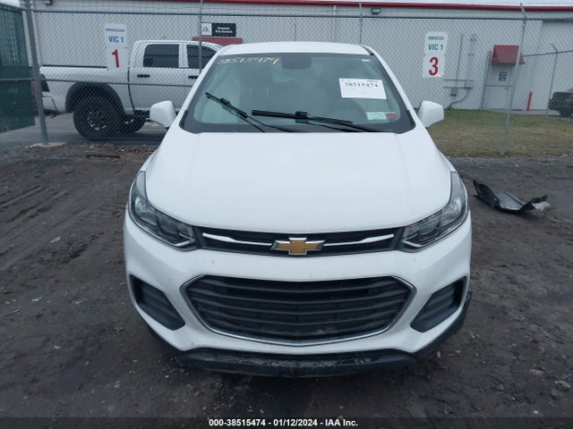Chevrolet TRAX LS 2018 KL7CJNSB9JB582723 Image 12