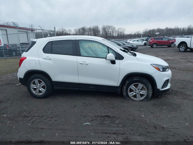 Chevrolet TRAX LS 2018 KL7CJNSB9JB582723 Image 13