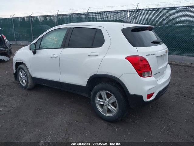 Chevrolet TRAX LS 2018 KL7CJNSB9JB582723 Image 3