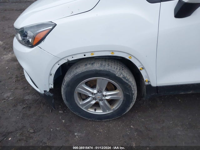 Chevrolet TRAX LS 2018 KL7CJNSB9JB582723 Image 6