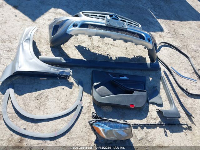 WDCTG4GB4FJ113681 Mercedes-Benz Gla 250 4matic