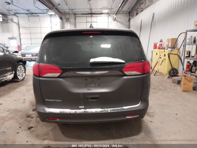 Chrysler PACIFICA L 2018 2C4RC1AG9JR257391 Image 16