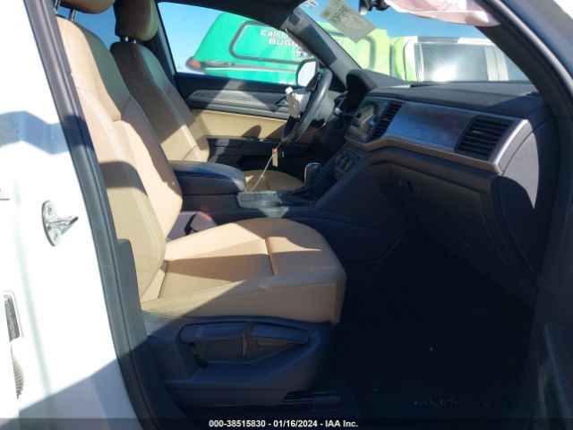 2020 VOLKSWAGEN ATLAS CROSS SPORT 1V2YE2CA8LC214109 Photo 4