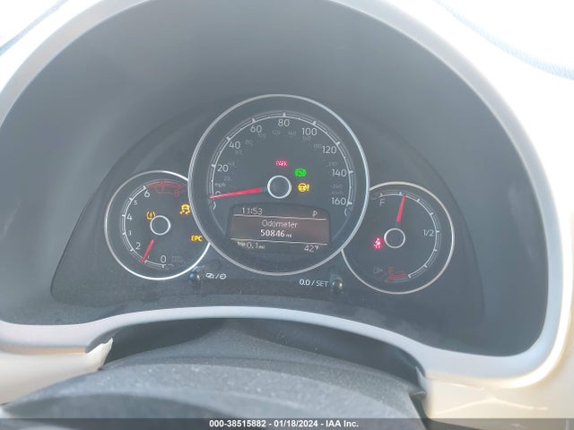 3VWFD7AT3KM701015 Volkswagen BEETLE