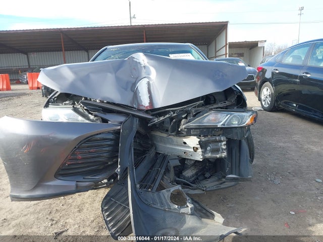 Toyota CAMRY 2018 4T1B118KXJU657752 Image 6
