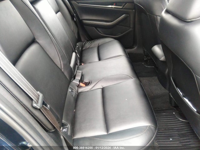 JM1BPAKLXM1332268 Mazda Mazda3 Select