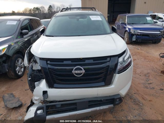 5N1DR3CCXNC256131 Nissan Pathfinder Sl 4wd