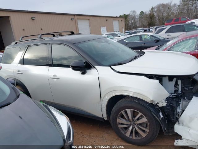 5N1DR3CCXNC256131 Nissan Pathfinder Sl 4wd