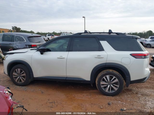 5N1DR3CCXNC256131 Nissan Pathfinder Sl 4wd