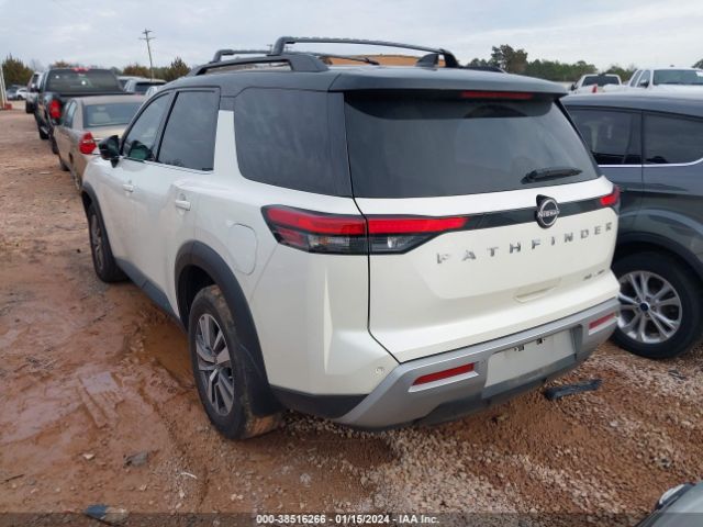 5N1DR3CCXNC256131 Nissan Pathfinder Sl 4wd