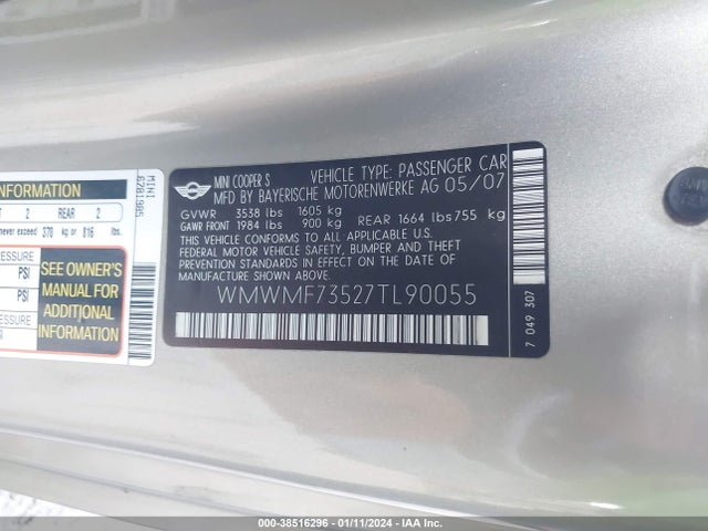 2007 MINI COOPER S WMWMF73527TL90055 Photo 8