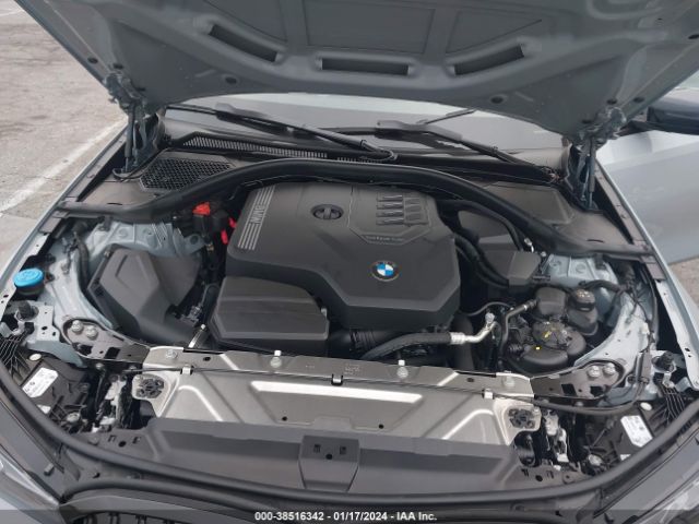 3MW69FF08R8D87648 BMW 3 Series 330i