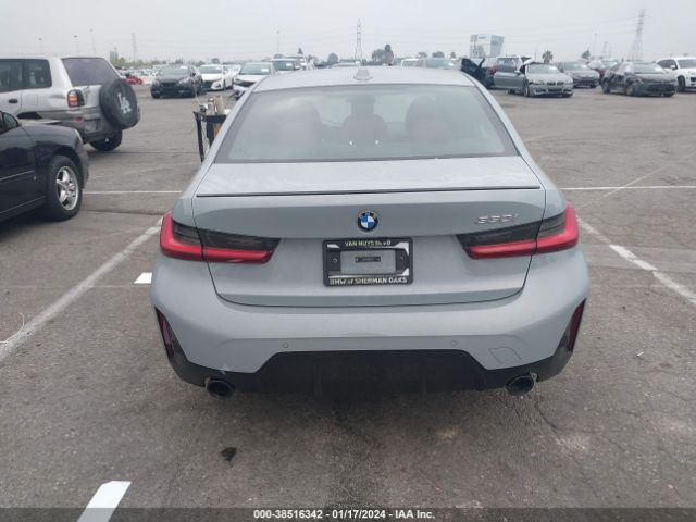 3MW69FF08R8D87648 BMW 3 Series 330i
