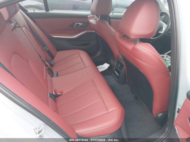3MW69FF08R8D87648 BMW 3 Series 330i