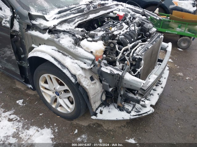 2015 FORD FUSION SE VIN: 1FA6P0H77F5114375
