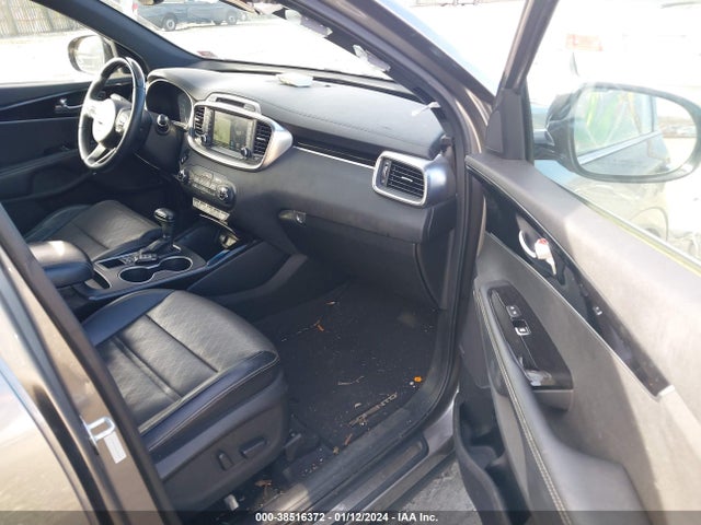 2016 KIA SORENTO 3.3L SXL VIN: 5XYPKDA50GG139124