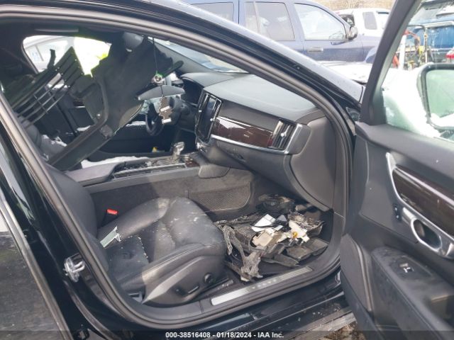 LVY102MK0KP096906 Volvo S90 T5 Momentum