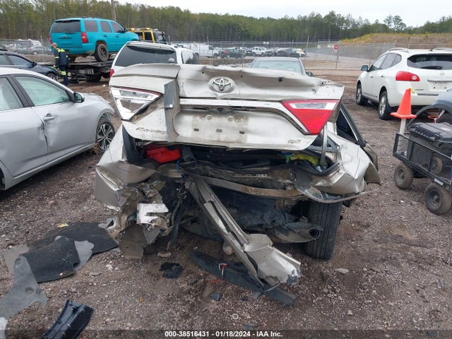 Toyota CAMRY SE 2015 4T1BF1FK2FU021306 Image 16