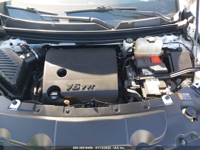 Chevrolet Traverse Premier 2018 1GNERKKW6JJ243677 Image 10
