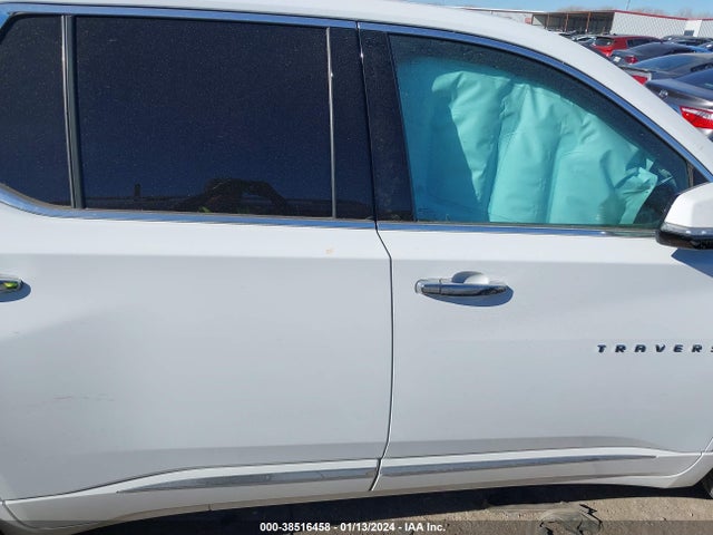 Chevrolet Traverse Premier 2018 1GNERKKW6JJ243677 Image 13
