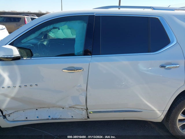 Chevrolet Traverse Premier 2018 1GNERKKW6JJ243677 Image 14