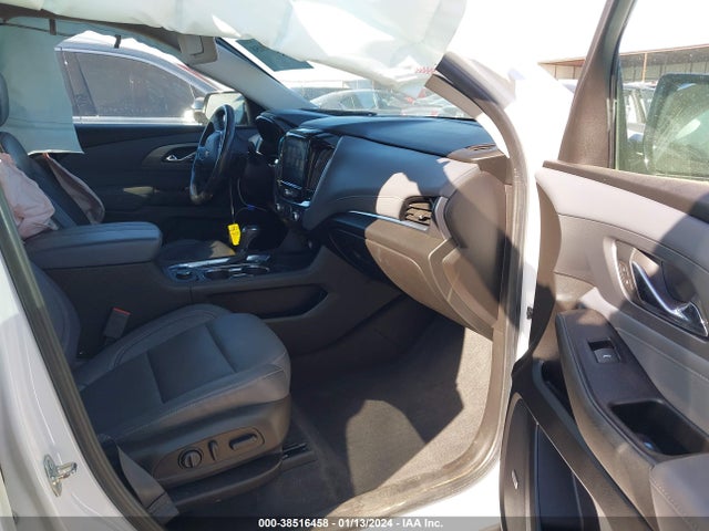 Chevrolet Traverse Premier 2018 1GNERKKW6JJ243677 Image 5