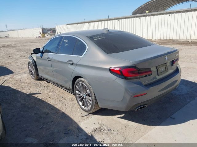 2022 BMW 530I WBA53BH0XNCK99853 Photo 2