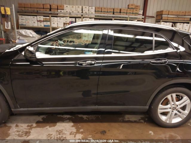 WDCTG4GB2LJ677597 Mercedes-Benz Gla 250 4matic